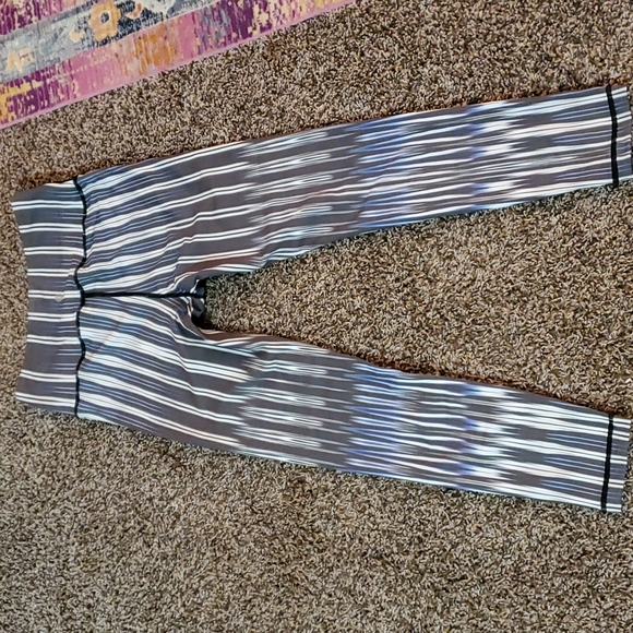 Vimmia Lase Stripe Workout Leggings - Picture 4 of 6